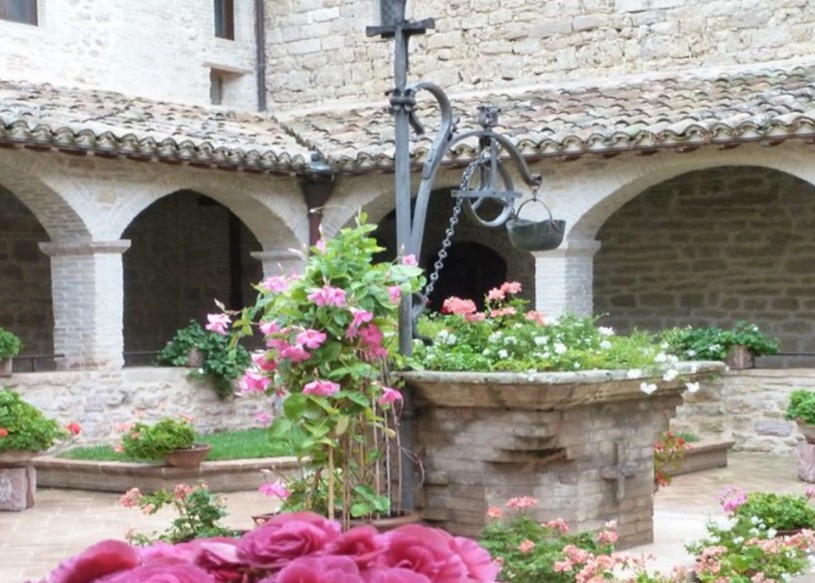 Scopri le ultime notizie, eventi e aggiornamenti dal Monastero Clarisse Sant’Agnese di Perugia. Segui la nostra vita comunitaria e i momenti di preghiera condivisa.